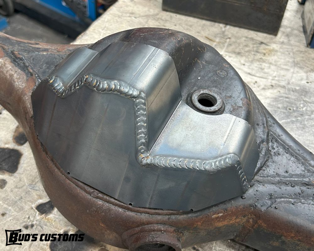 AS_000010_Buds_Customs_Hilux_Diff_Guard_03