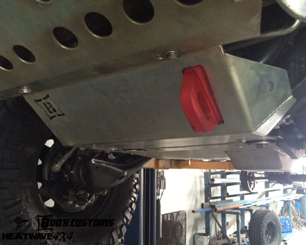 Buds_Customs_Hilux_Bash_Plate_ARB_02