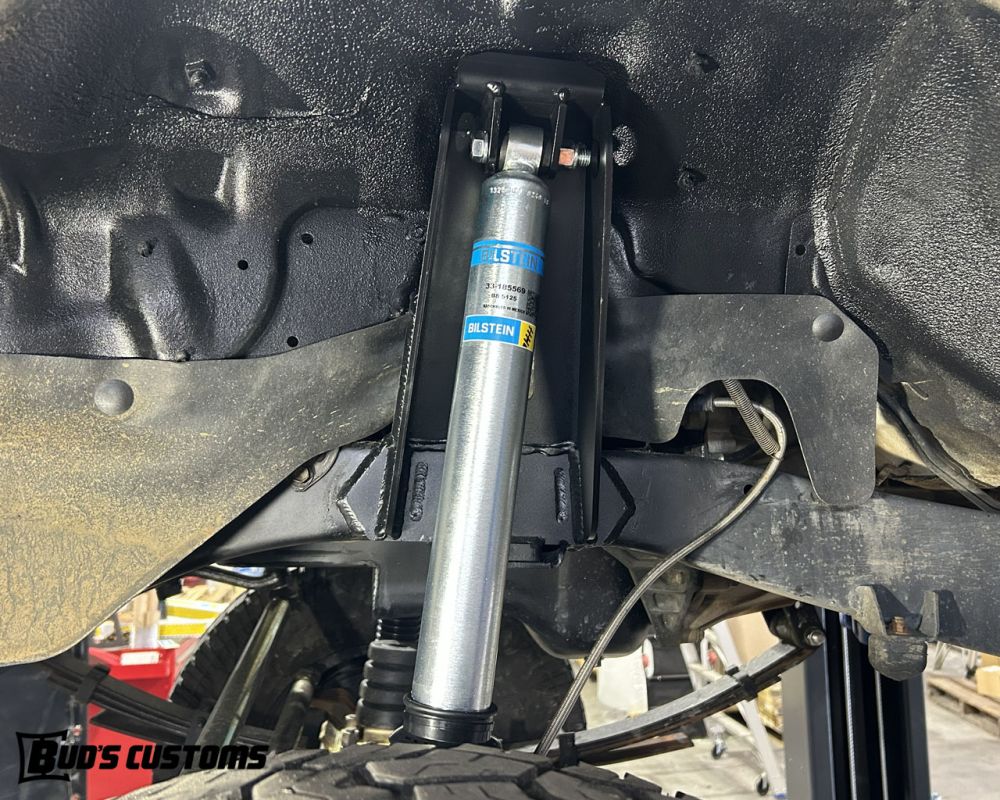 HILUX_FRONT_SHOCK_HOOP_FOLDED_TOWER_BUDS_CUSTOMS_02