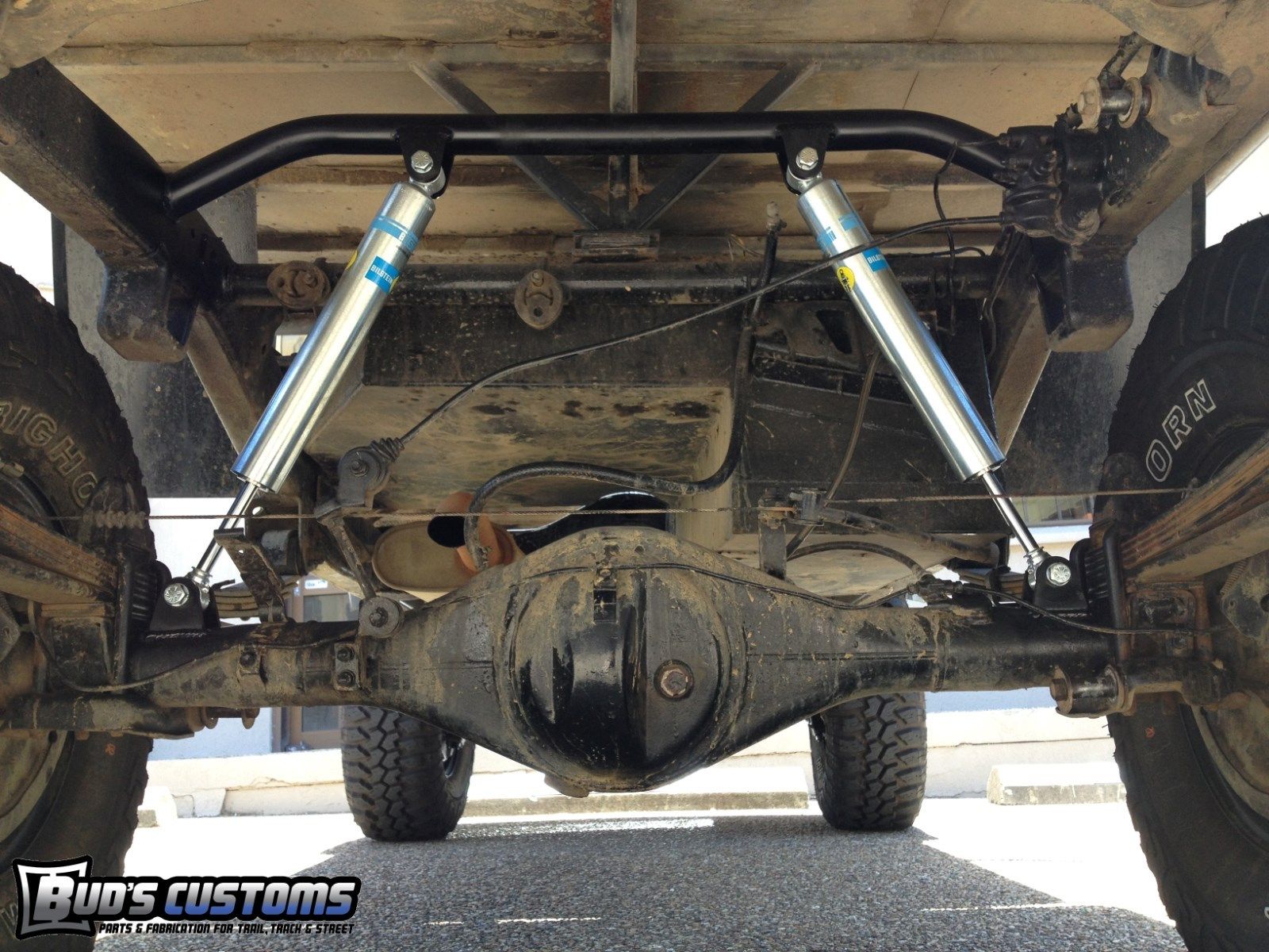 HILUX REAR INVERT SHOCK KIT