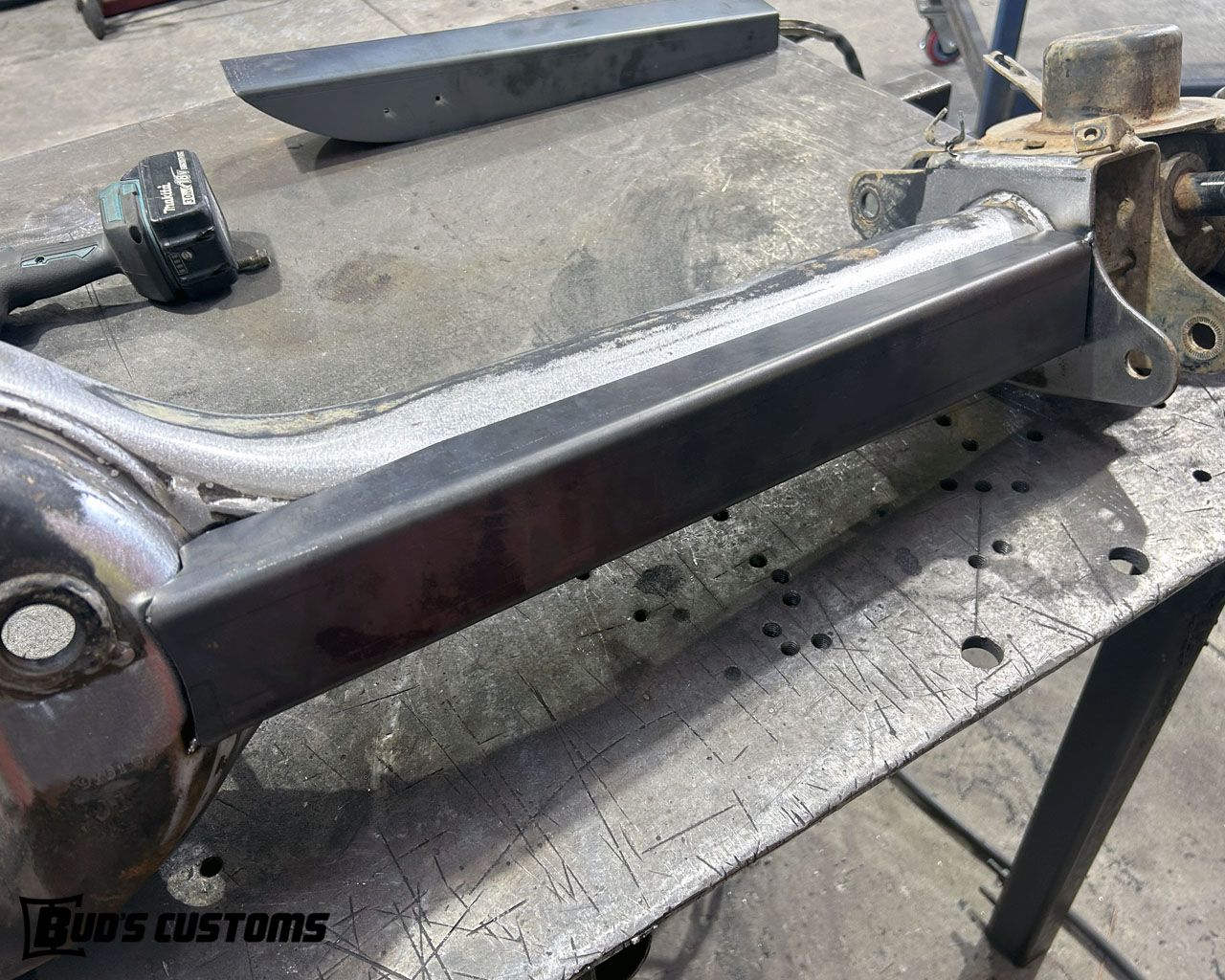 AS_000216_Buds_Customs_Patrol_GQ_GU_Front_Of_Housing_Axle_Gusset_03