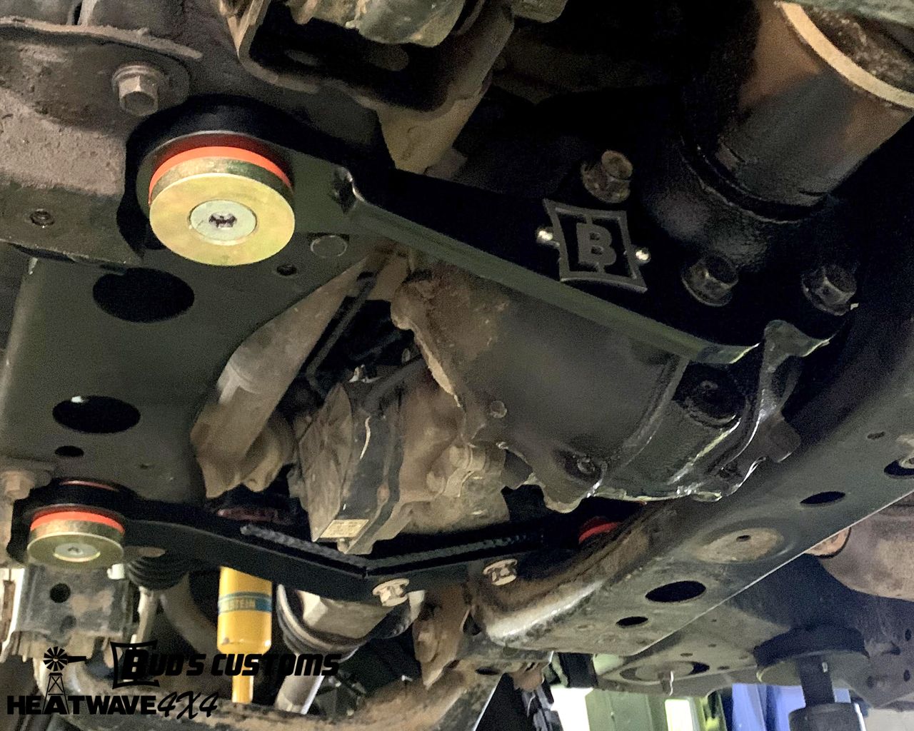 Buds_Customs_Hilux_Diff_Drop_02