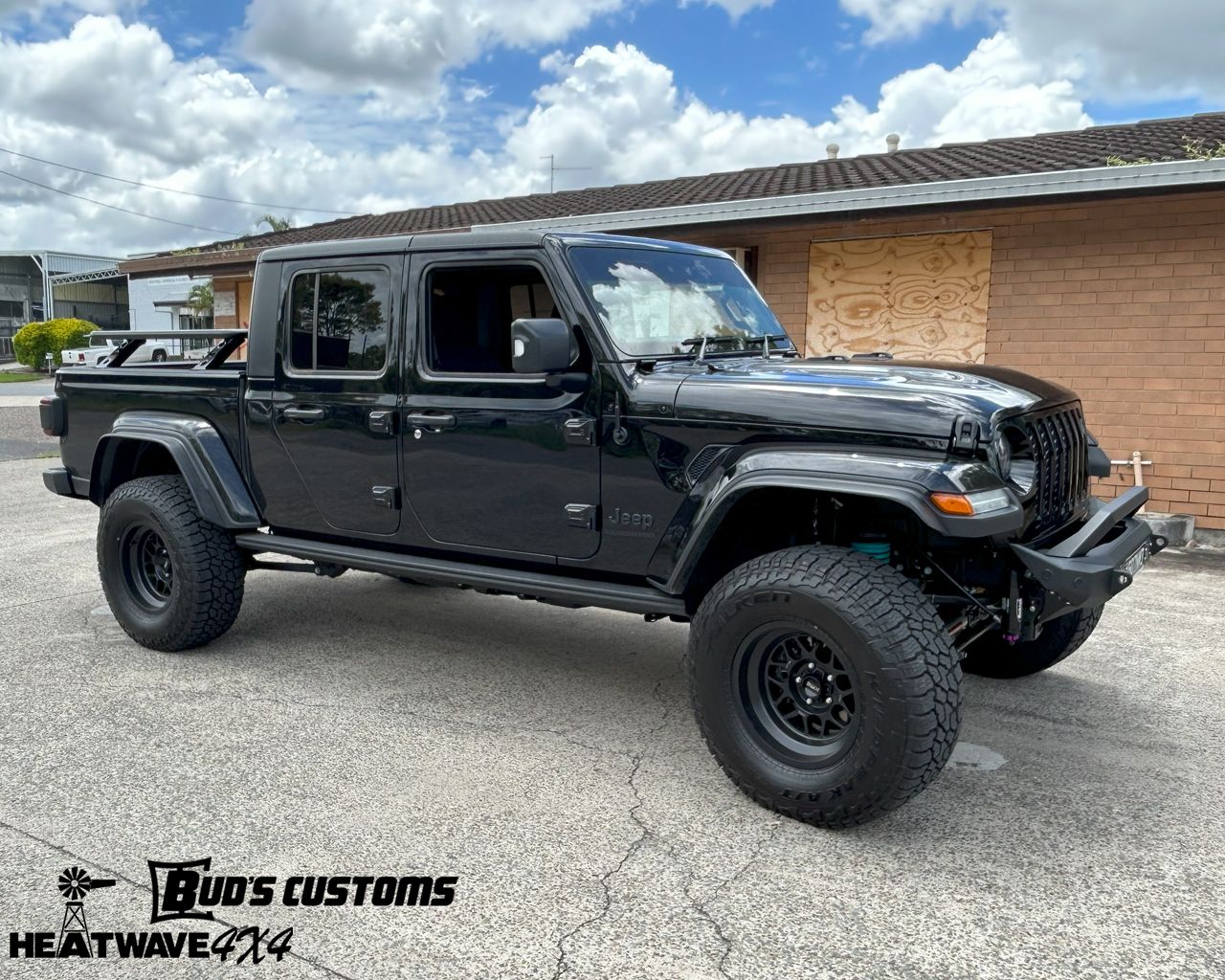 Buds_JT_Gladiator_Rack_04