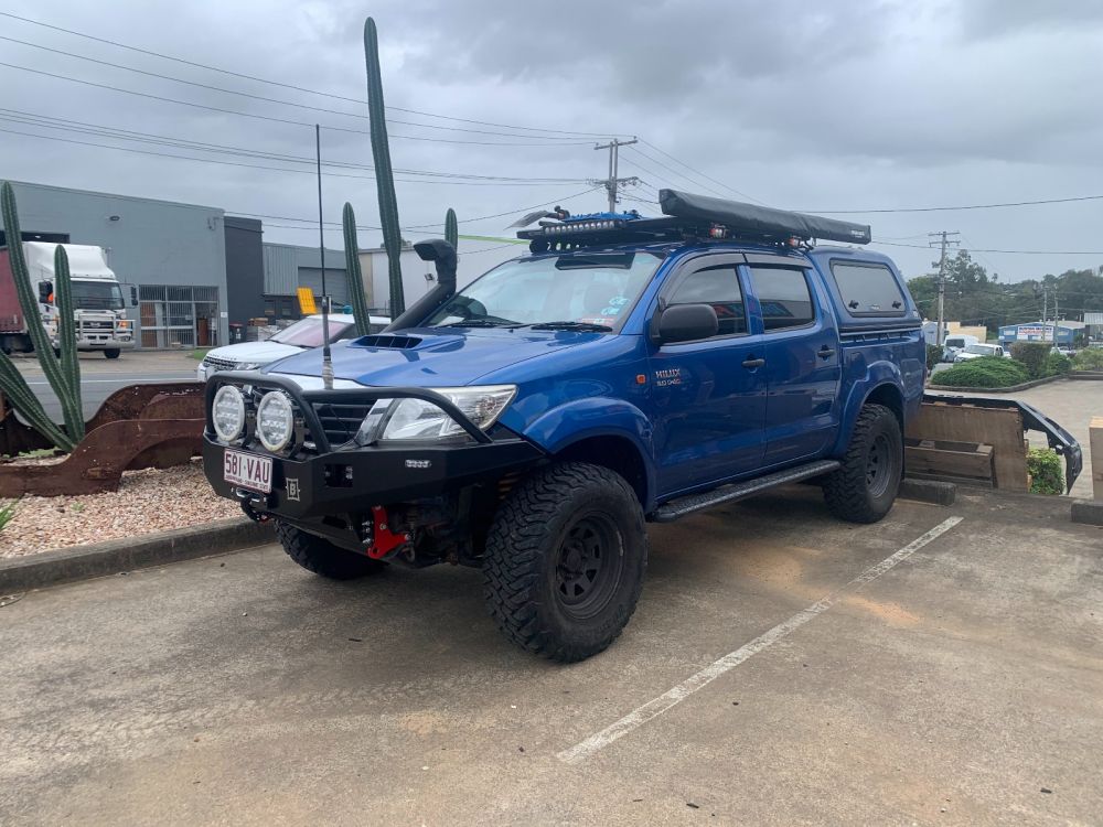 HILUX N70 06/2011 - 07/2015 FRONT BAR - TRIPLE HOOP - 25mm / 1